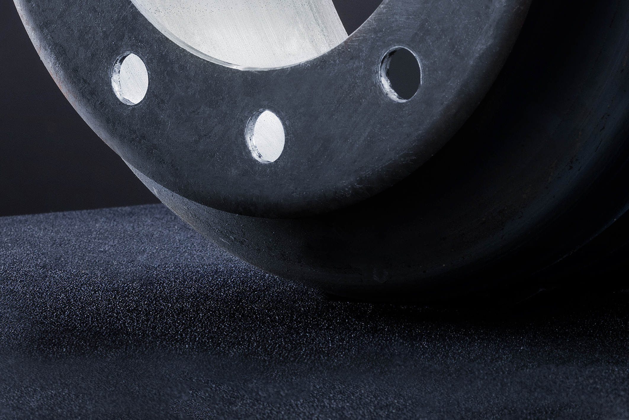 STEELite X30™ steel shell