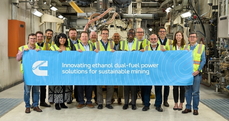 Cummins, Vale, and Komatsu Advance Joint Dual Fuel Program to Develop Large Truck Engine Powered by Both Ethanol and Diesel