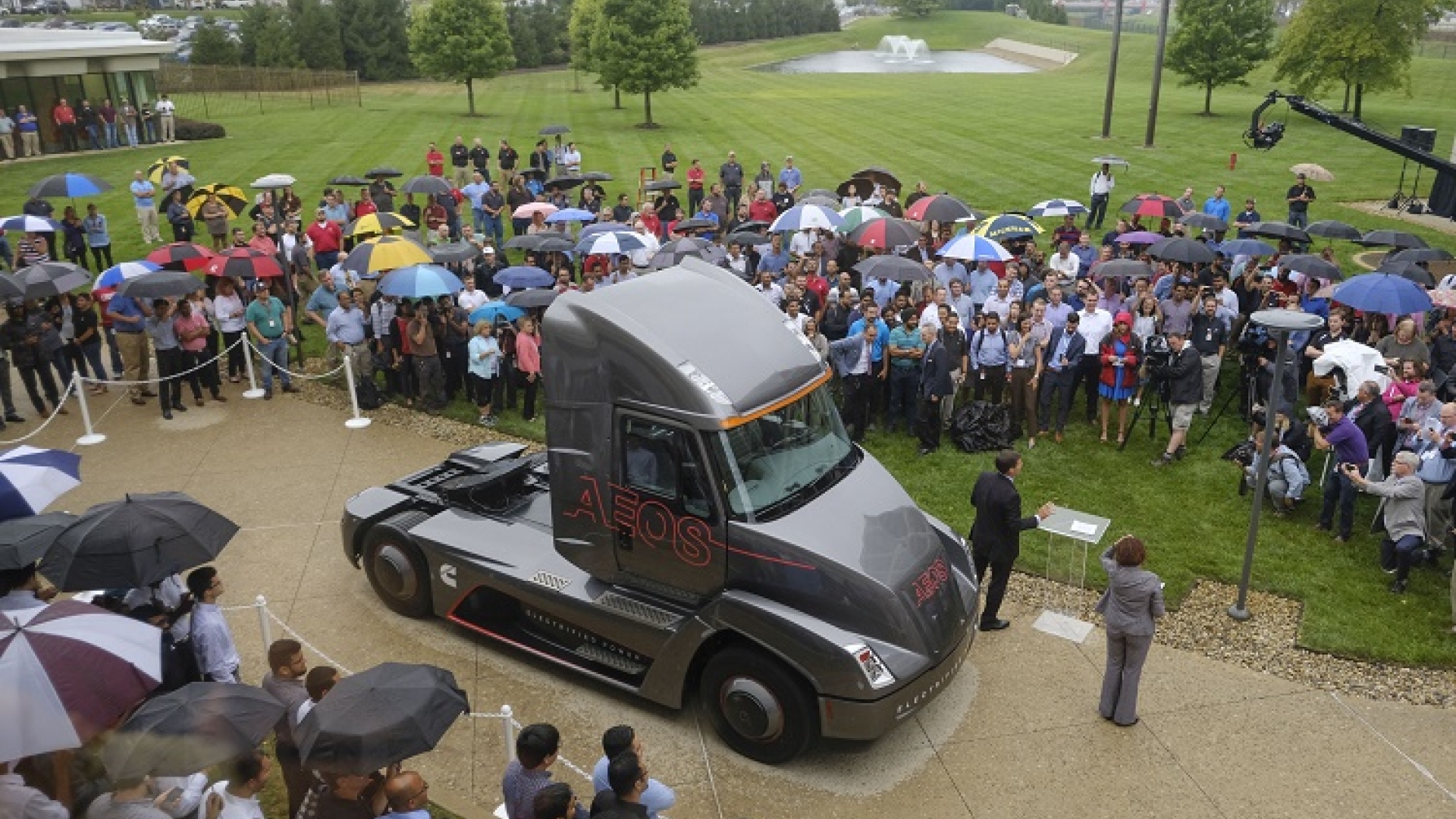 An all-electric, Class 7 concept truck was one of the innovations Cummins unveiled in 2017. The company is using the truck to study electrification.