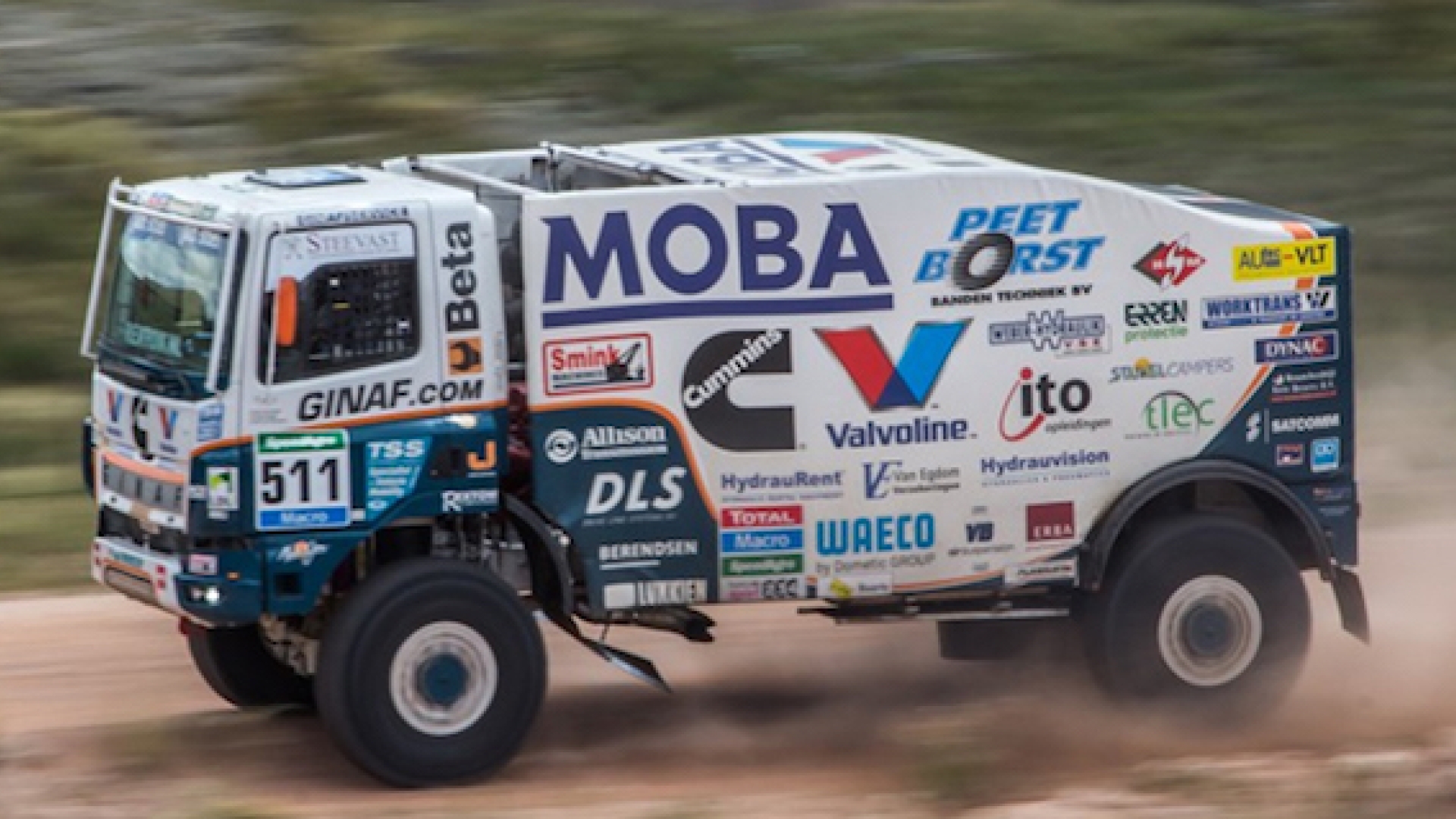 cummins dakar
