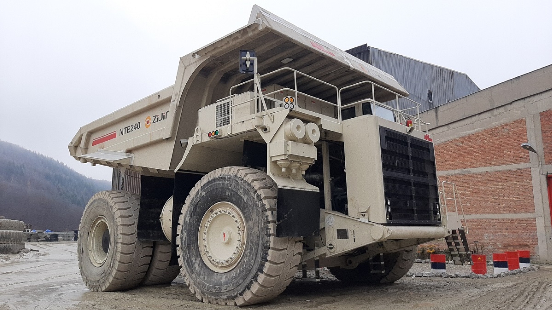 Zijin mining truck